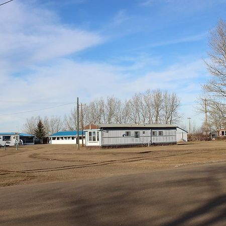 Raval Paradise Motel And Rv Park Youngstown Екстериор снимка